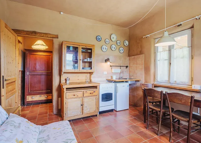 Séjour à la ferme Di Charme E Ristorante Stallato Il Filo Di Paglia Carro