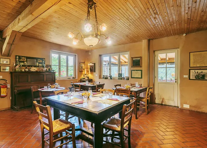 Séjour à la ferme Di Charme E Ristorante Stallato Il Filo Di Paglia *
