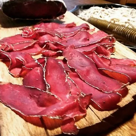 Bauernhof Di Charme E Ristorante Stallato Il Filo Di Paglia *