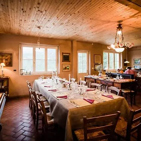 Di Charme E Ristorante Stallato Il Filo Di Paglia Farm stay