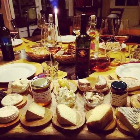 Di Charme E Ristorante Stallato Il Filo Di Paglia Carro