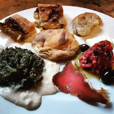 Di Charme E Ristorante Stallato Il Filo Di Paglia * Carro