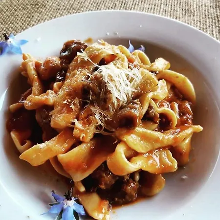 Di Charme E Ristorante Stallato Il Filo Di Paglia Farm stay