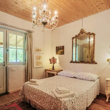 Di Charme E Ristorante Stallato Il Filo Di Paglia *