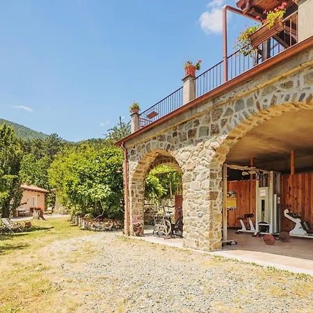 Di Charme E Ristorante Stallato Il Filo Di Paglia Farm stay *