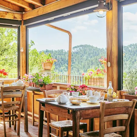 Séjour à la ferme Di Charme E Ristorante Stallato Il Filo Di Paglia