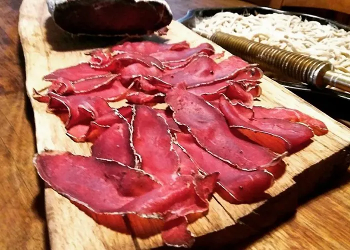 Agroturismo Di Charme E Ristorante Stallato Il Filo Di Paglia *