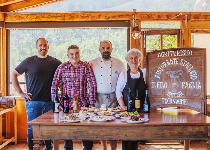 Di Charme E Ristorante Stallato Il Filo Di Paglia * Carro